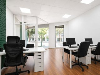 Local comercial en alquiler en Els Orriols en Valencia