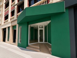 Local comercial en alquiler en Els Orriols en Valencia