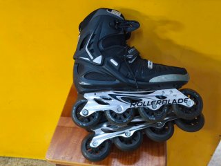 Patines Rollerblade Spark Negros.