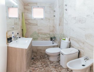 Piso en venta en Almanjáyar en Granada