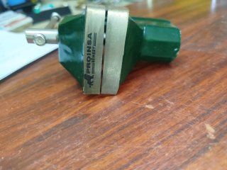 Mini tornillo de banco