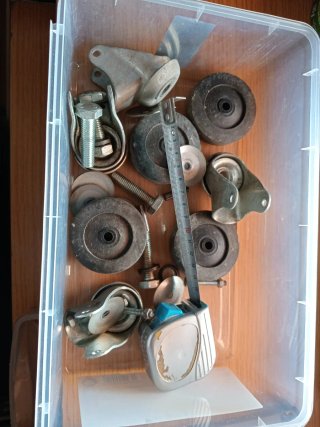 Ruedas, rodillos, rodamientos, rodar.
