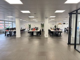 Oficina en alquiler en Les Corts en Barcelona