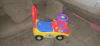 Coche correpasillos infantil