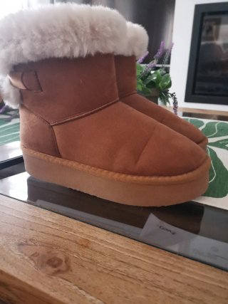 Botas niña marca conguitos tipo Ugg beige/marrón