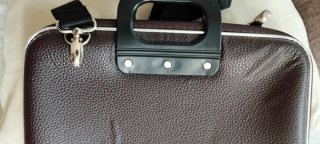Borsa porta PC Bombata in similpelle marrone