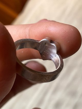 Anillo Gucci Corazón Plata de Ley