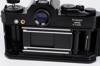 Nikon Nikkormat EL + Nikkor 50mm 1:2 Pre-AI