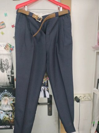 Traje de hombre azul de ceremonia