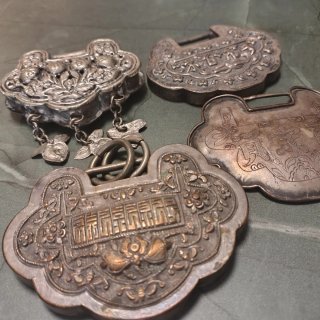 4 Antigüedades Chinas Candados Decorativos