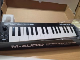 M-AUDIO Keystation Mini 32 MK3 Controlador