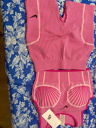 Conjunto deportivo Nike mujer Con relleno