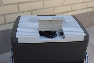 Nevera Eléctrica AEG 28L (No Funciona)