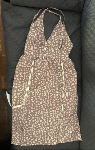 Vestido floral marrón-gris
