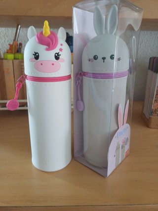 Estuches Kawaii Unicornio y Conejo