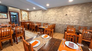 R-7940524 Traspaso Restaurante en Nou Barris