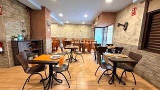 R-7940524 Traspaso Restaurante en Nou Barris