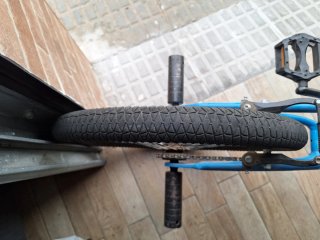 Bicicleta BMX azul