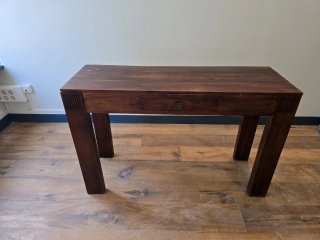Mesa consola recibidor madera oscura