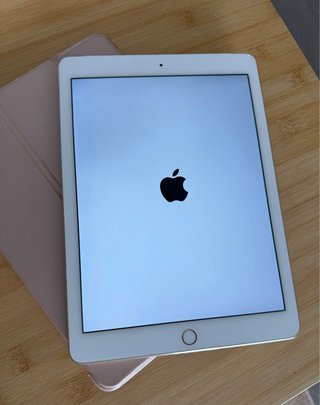 iPad Air 64GB Wi-Fi + SIM Bianco