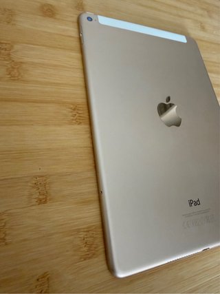 iPad Air 64GB Wi-Fi + SIM Bianco