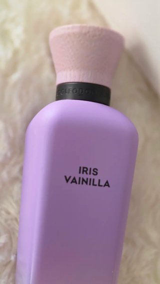 Adolfo Dominguez Iris Vainilla Perfume