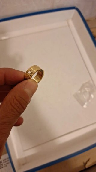 Bellissimo anello fedina oro