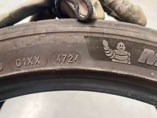 2x Michelin Pilot Sport 5 225/40R19 93Y