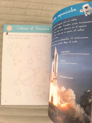Gran cuaderno Montessori del Universo