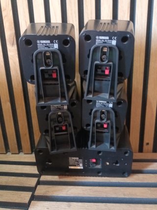 Altavoces Yamaha Negro  MS-SW 280