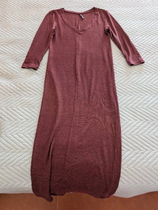 Vestido largo morado Stradivarius