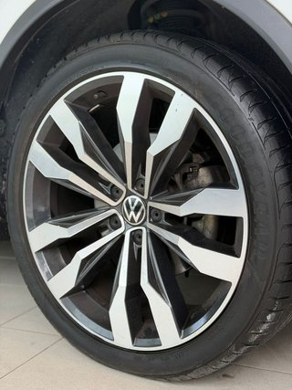 Volkswagen Tiguan R Line