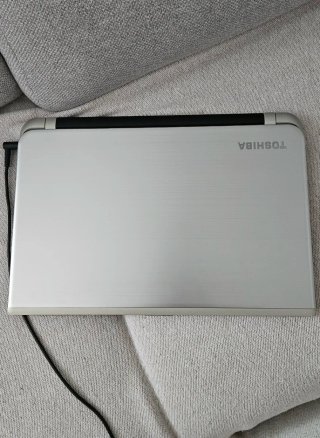 Portátil Toshiba Satellite S50-B-14Z