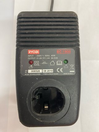 Cargador de Batería Negro RYOBI