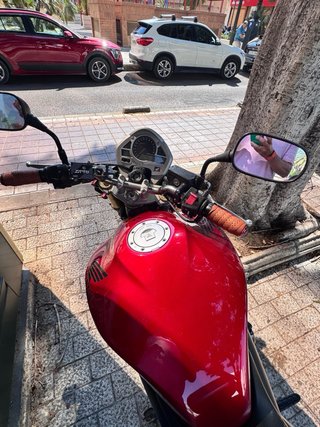 Honda CB600F Hornet Roja