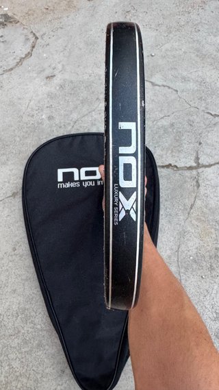 Pala NOX NG17 tenis playa con undergrip