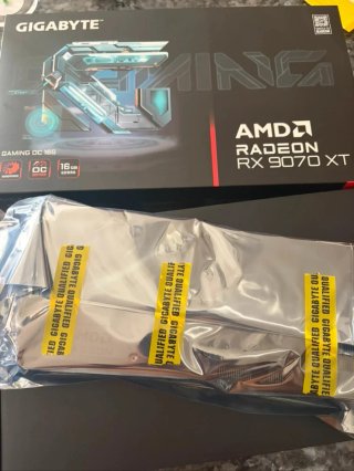 Gigabyte RX 9070 XT Gaming OC 16GB GDDR6