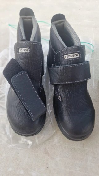 Botas de seguridad Robusta negras