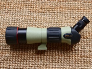 Nikon Fieldscope ED Telescopio