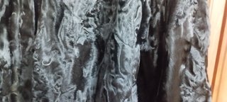 Abrigo de Astracán Negro