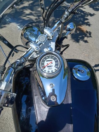 Yamaha Drag Star Negra