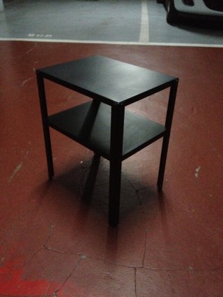 Mesita de noche IKEA KNARREVIK negra