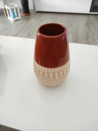 Jarrón estilo étnico beige y marrón