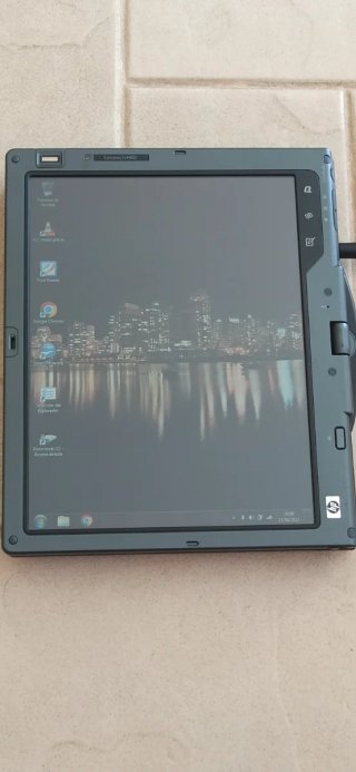 Portátil HP 13" convertible en tablet casi