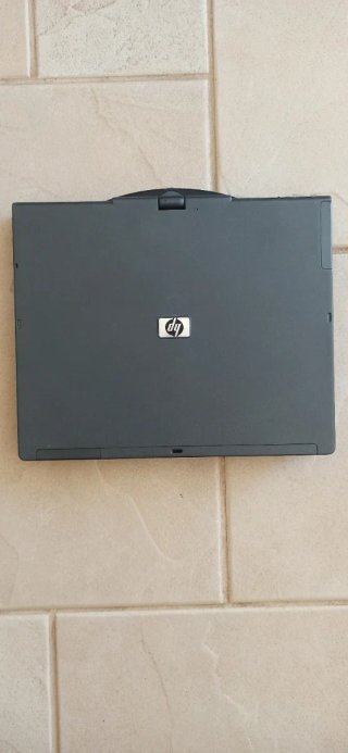 Portátil HP 13" convertible en tablet casi