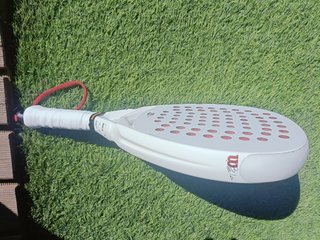 Pala Padel Wilson Bela LT V2 Blanca