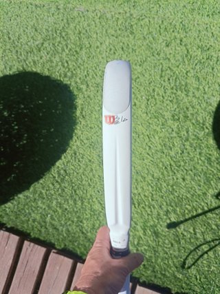 Pala Padel Wilson Bela LT V2 Blanca