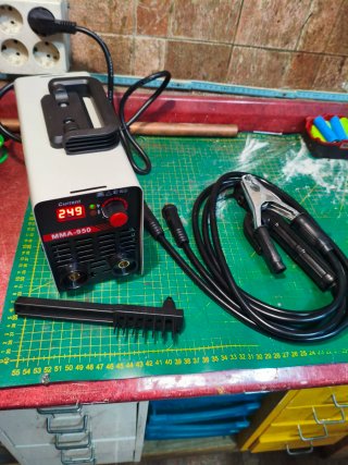 Grupo de soldar IGBT-MMA 250A + cables