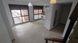 Piso duplex con garaje muy grande mairena d aljaf