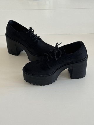 Zapatos tacón plataforma negros